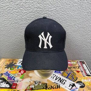 Vintage 90s New York Yankee SnapBack hat
